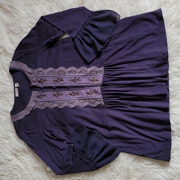 LOGO by Lori Goldstein Tops - NEW!.LOGO Lavish Lori Goldstein Lightweight Beaded 3/4 Bell Sleeve Jacket Purple